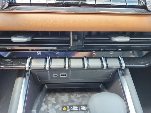 New 2025 GMC Canyon AT4 w/ Nightfall Edition image 16