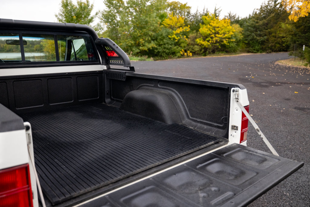 Used 1988 Jeep Comanche Pioneer AWD/4WD image 67
