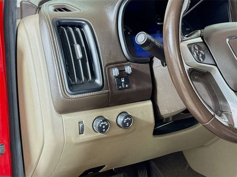 Used 2018 GMC Canyon SLE w/ SLE Convenience Package image 8