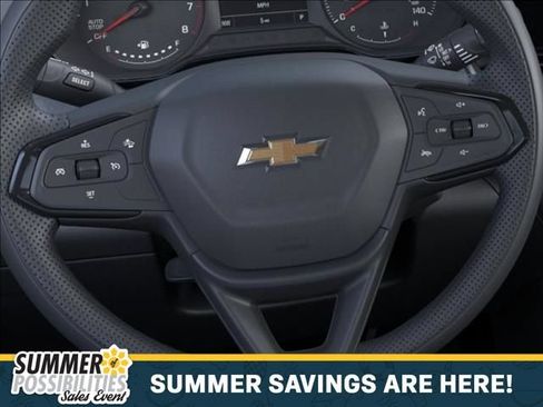New 2026 Chevrolet Trax LS w/ LS Convenience Package FWD image 19