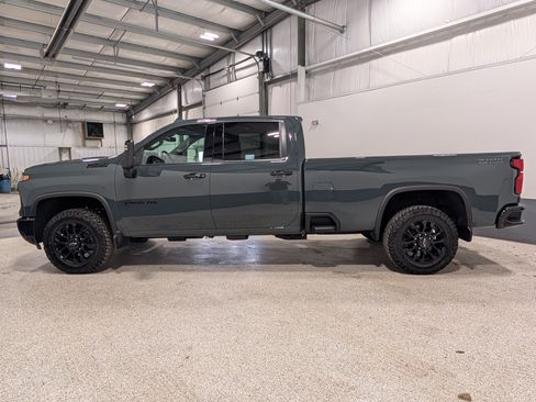 Used 2026 Chevrolet Silverado 2500 LTZ w/ Trail Boss Package AWD/4WD image 5