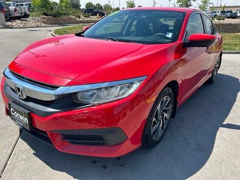 Used 2017 Honda Civic EX image 3