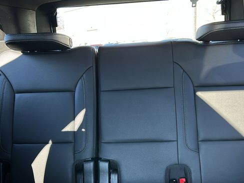 Used 2021 Chevrolet Tahoe Z71 image 27