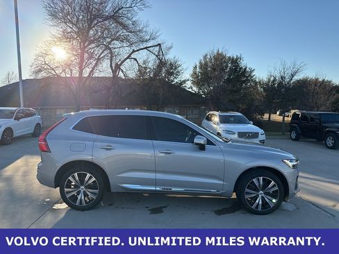 Certified 2023 Volvo XC60 B5 Plus w/ Protection Package Premier image 4