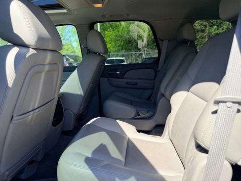 Used 2009 Chevrolet Tahoe LTZ AWD/4WD image 23