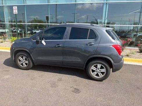 Used 2016 Chevrolet Trax LT AWD/4WD image 15