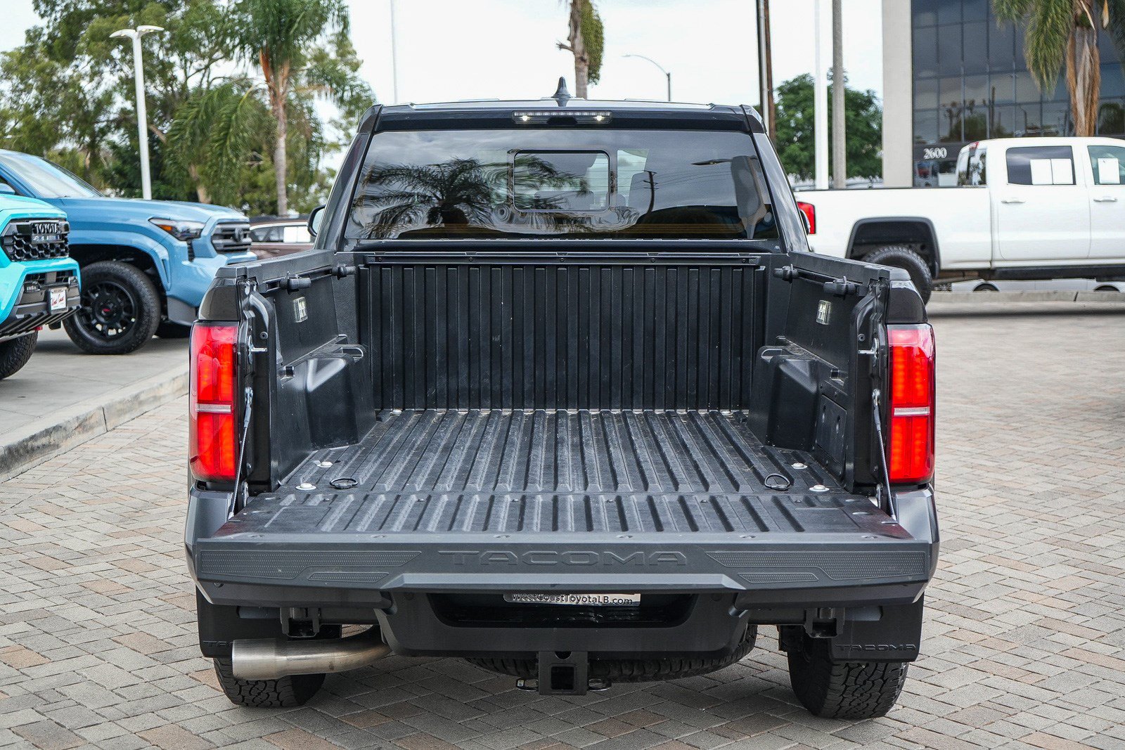 Certified 2026 Toyota Tacoma TRD Off-Road w/ TRD Off Road Upgrade Package AWD/4WD image 29