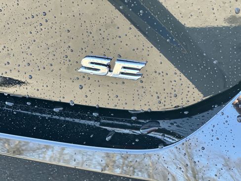 New 2026 Toyota Camry SE image 18