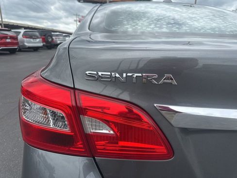 Used 2019 Nissan Sentra SV image 7