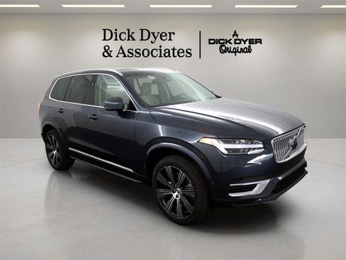New 2025 Volvo XC90 T8 Plus w/ Protection Package Premier image 1