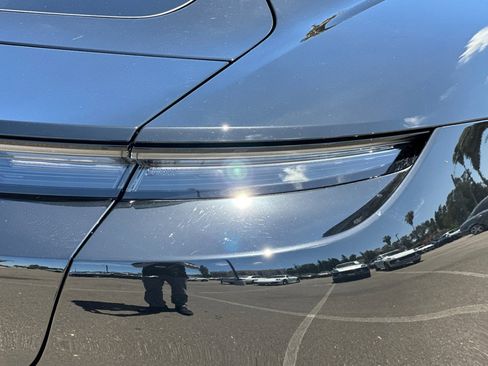 Certified 2021 Porsche Taycan RWD image 27