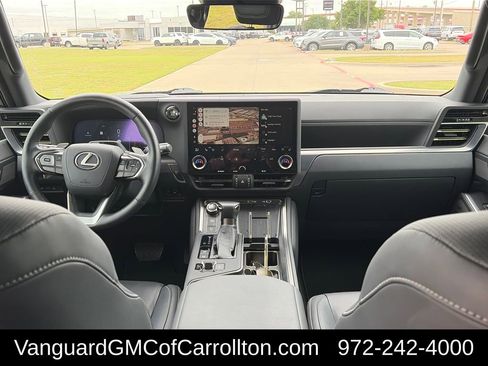 Used 2025 Lexus GX 550 w/ Accessory Package (Z1) AWD/4WD image 23