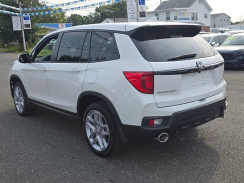 Used 2025 Honda Passport EX-L image 5