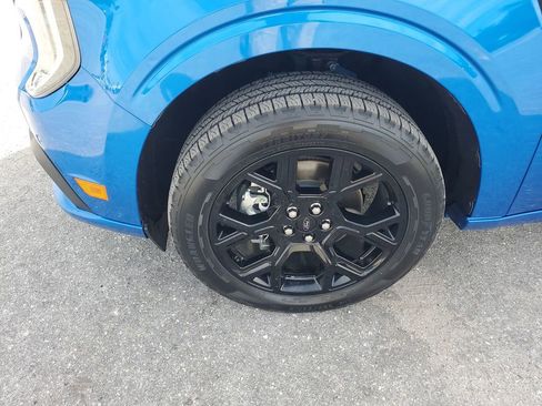 Used 2025 Ford Maverick Lobo image 17