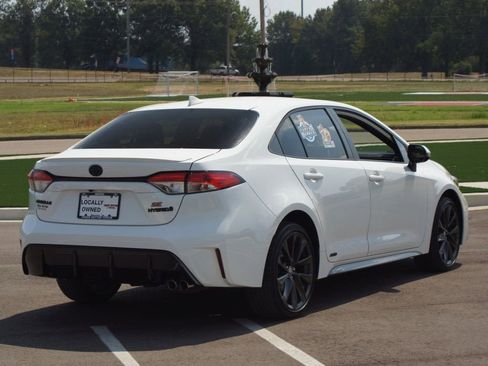 Used 2024 Toyota Corolla SE image 17