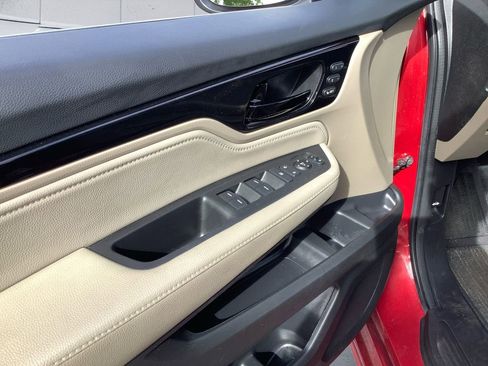 Used 2022 Honda Odyssey Touring image 12