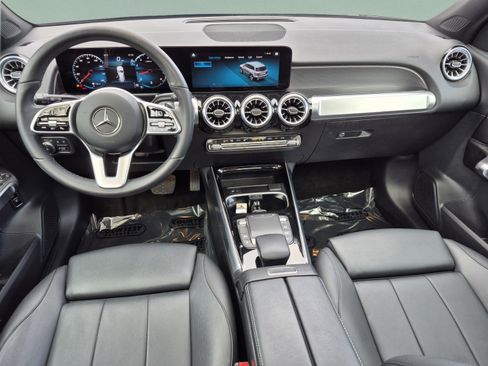 Used 2023 Mercedes-Benz GLB 250 image 13