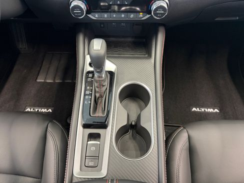 New 2026 Nissan Altima 2.5 SR FWD image 23