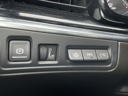 Certified 2023 Cadillac XT6 Sport w/ Technology Package image 33