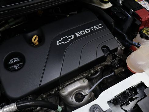 Used 2021 Chevrolet Spark LT image 23