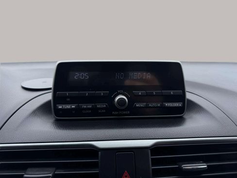 Used 2014 MAZDA MAZDA3 i Touring image 27