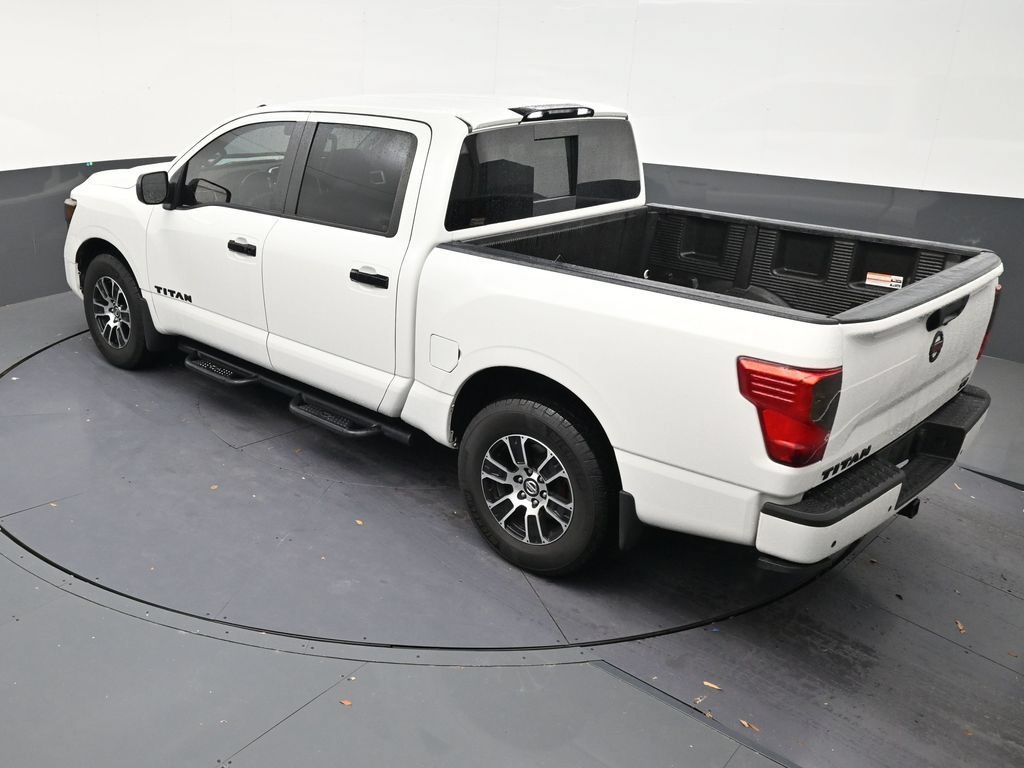 Used 2021 Nissan Titan SV w/ SV Convenience Package RWD image 13