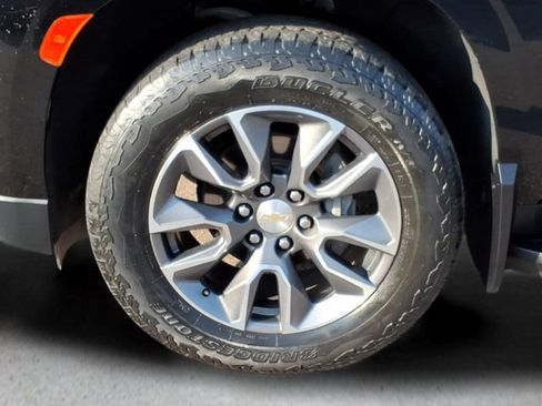 Used 2023 Chevrolet Tahoe LT w/ Luxury Package AWD/4WD image 10