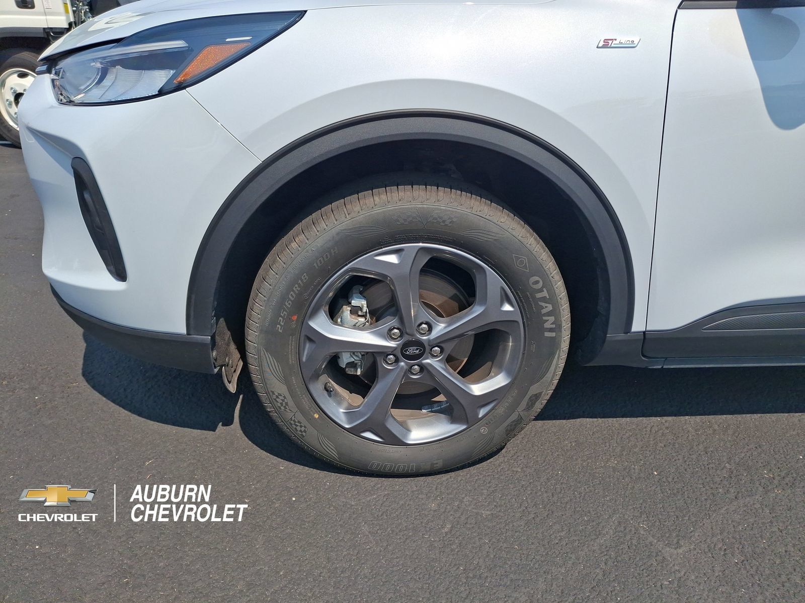 Used 2025 Ford Escape ST-Line Select AWD/4WD image 25