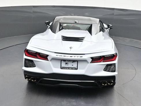 Used 2024 Chevrolet Corvette Stingray Preferred Conv w/ Battery Protection Package RWD image 17