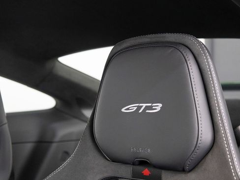 Certified 2026 Porsche 911 GT3 RWD image 33