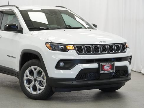 New 2026 Jeep Compass Latitude image 3