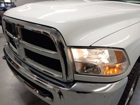 Used 2016 RAM 2500 Tradesman w/ Chrome Appearance Group AWD/4WD image 7