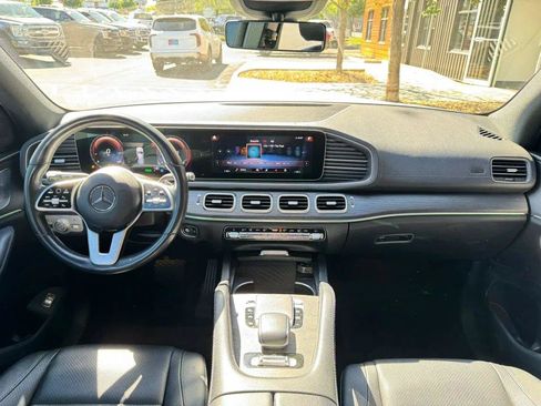 Used 2020 Mercedes-Benz GLS 450 4MATIC image 12