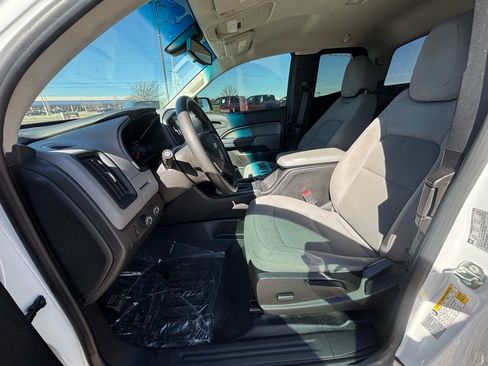 Used 2017 Chevrolet Colorado W/T w/ WT Convenience Package image 7