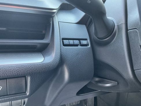 Used 2023 Toyota Prius LE image 20