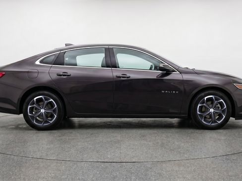 Used 2024 Chevrolet Malibu LT FWD image 11