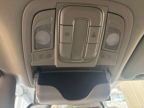 Used 2020 Hyundai Santa Fe SEL FWD image 23