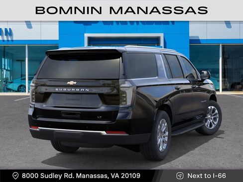New 2026 Chevrolet Suburban LT image 5