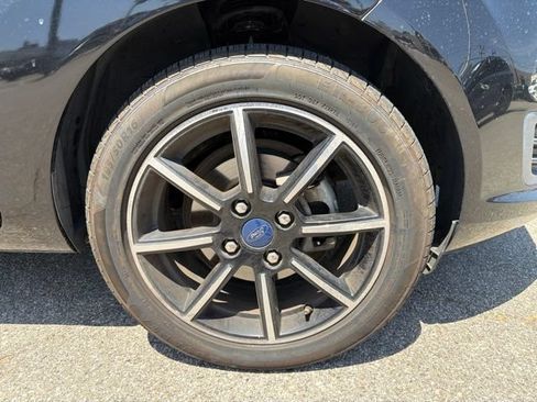 Used 2015 Ford Fiesta SE FWD image 23
