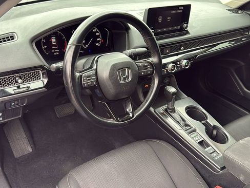 Used 2024 Honda Civic EX image 9