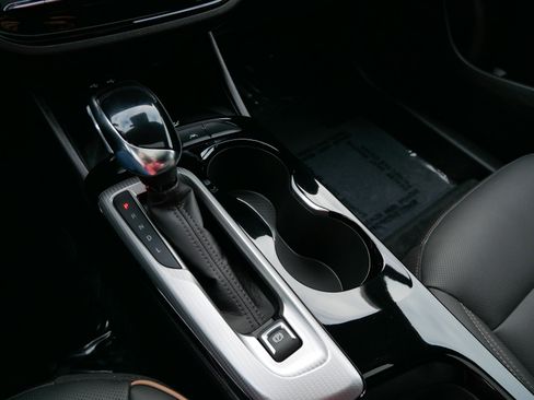 Used 2025 Buick Envista Avenir image 24