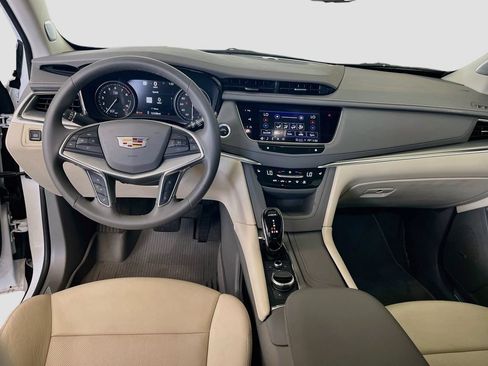 Used 2025 Cadillac XT5 Premium Luxury w/ Technology Package FWD image 24
