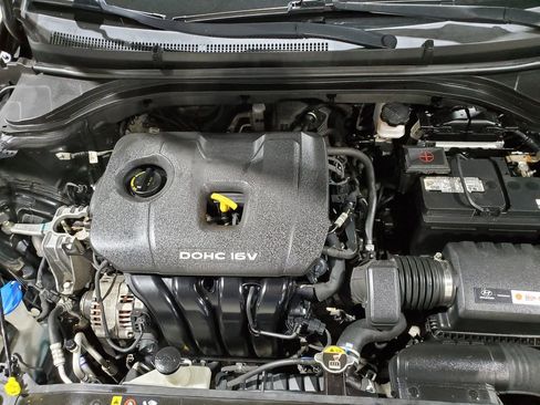 Used 2018 Hyundai Elantra SEL image 40