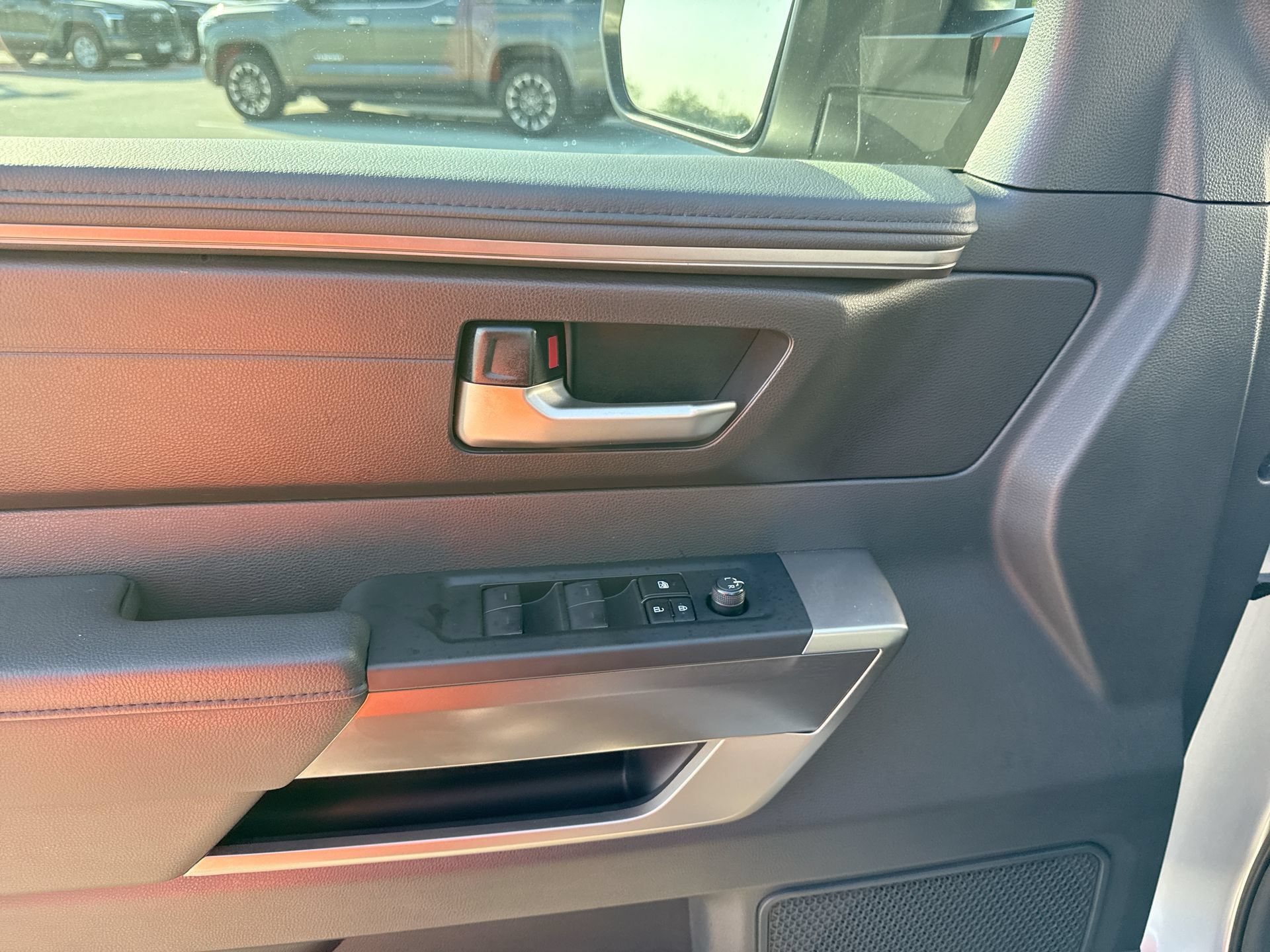 Used 2024 Toyota Tundra SR5 AWD/4WD image 15