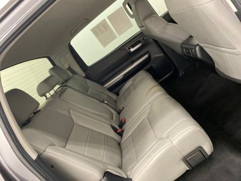 Used 2021 Toyota Tundra SR5 w/ SR5 Leather Package AWD/4WD image 33