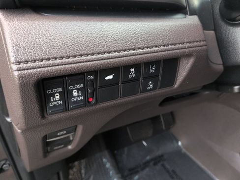 Used 2020 Honda Odyssey EX-L image 24