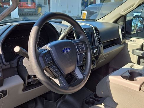Used 2019 Ford F150 XL w/ Equipment Group 101A Mid RWD image 16