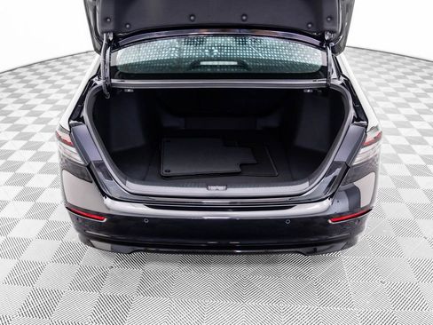 Used 2025 Honda Accord EX-L image 31