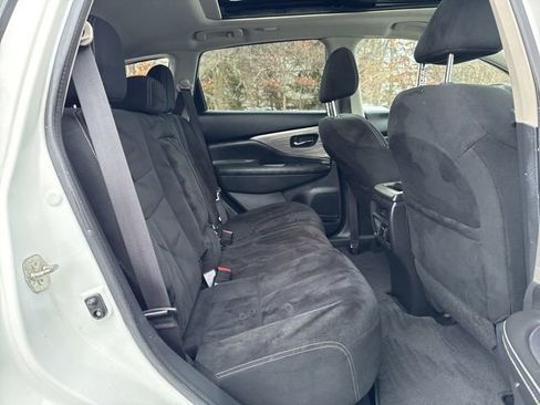 Used 2018 Nissan Murano SV AWD/4WD image 25