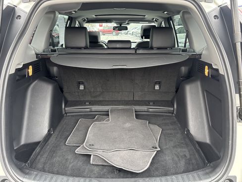Used 2018 Honda CR-V Touring image 5